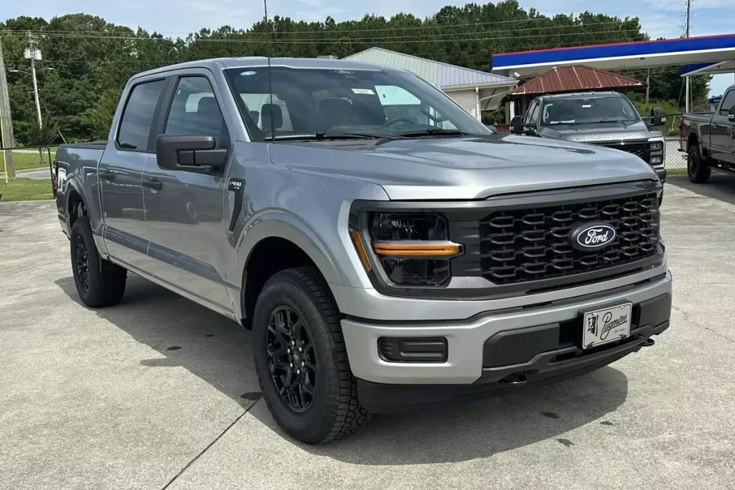 2025 Ford F-150 STX photo 1