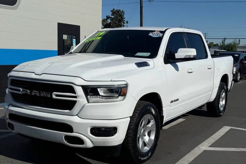 2019 Ram 1500 Big Horn photo 1