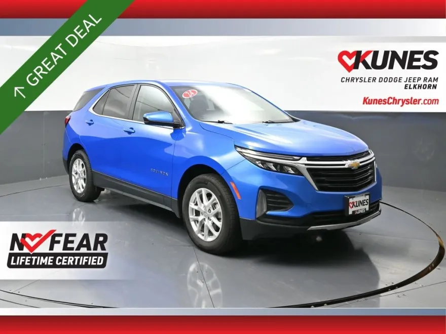 2024 Chevrolet Equinox LT photo 1