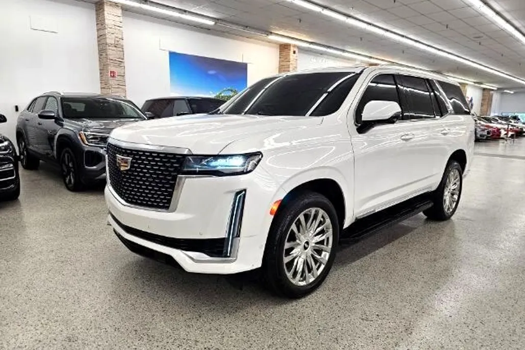 2021 Cadillac Escalade Premium Luxury photo 1