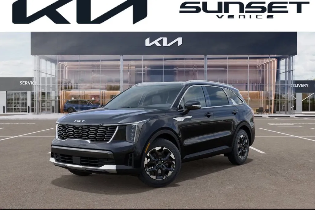 2025 Kia Sorento S photo 1