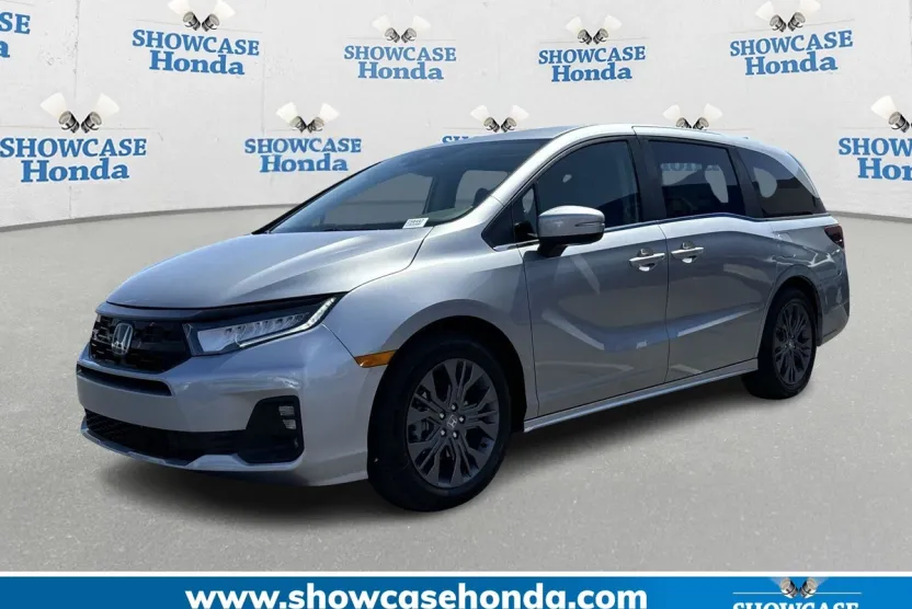 2026 Honda Odyssey Touring photo 1