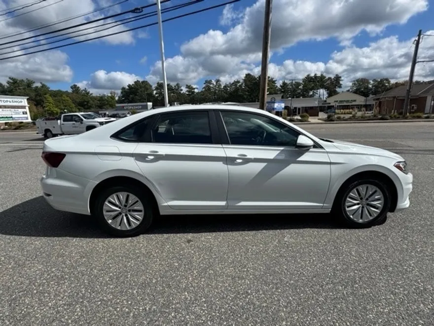2019 Volkswagen Jetta 1.4T S photo 1