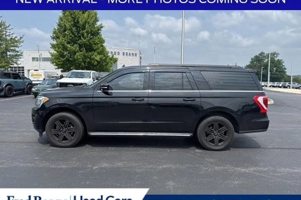 2021 Ford Expedition MAX XLT photo 1