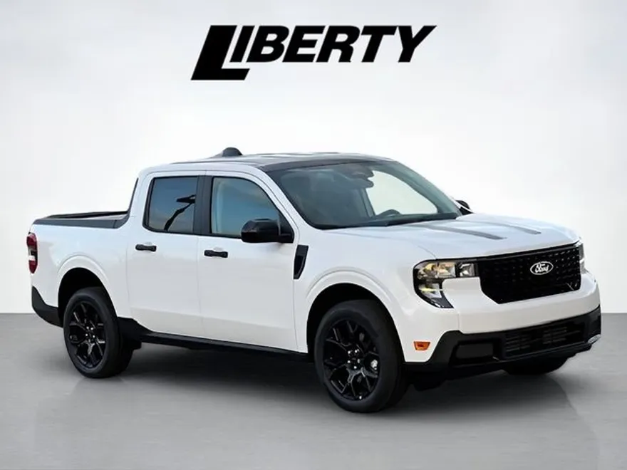 2025 Ford Maverick XLT photo 1