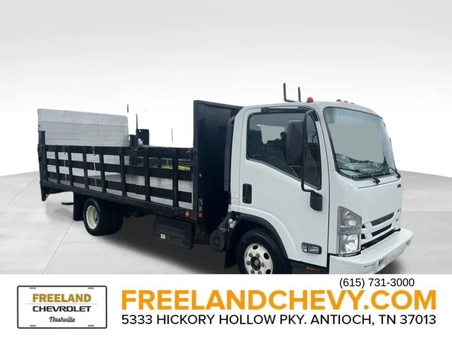 2016 Isuzu NPR photo 1
