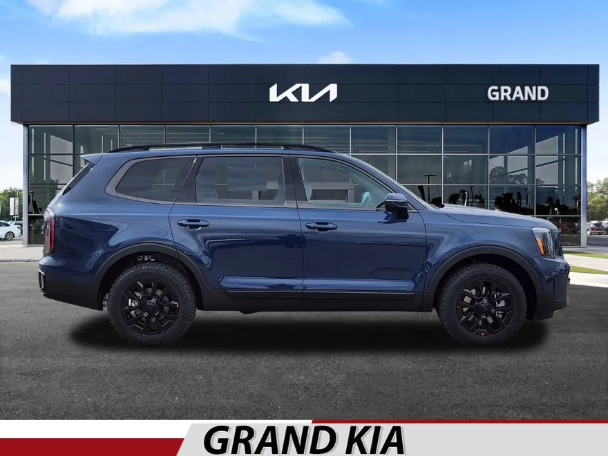 2025 Kia Telluride EX X-Pro photo 1