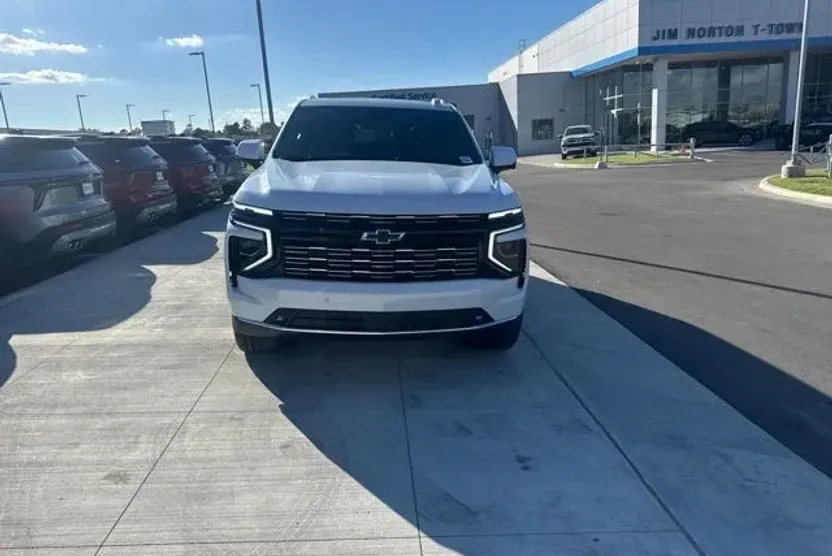 2026 Chevrolet Tahoe High Country photo 1