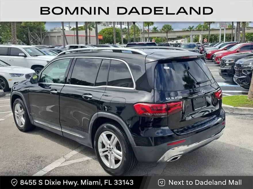 2020 Mercedes Benz GLB 250 photo 1
