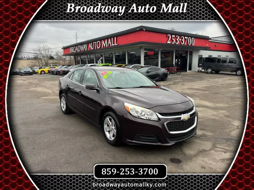 2015 Chevrolet Malibu 1LT photo 1