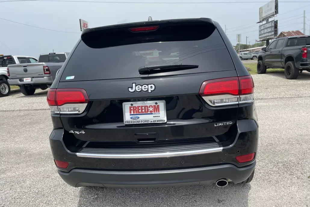 2022 Jeep Grand Cherokee Limited photo 1