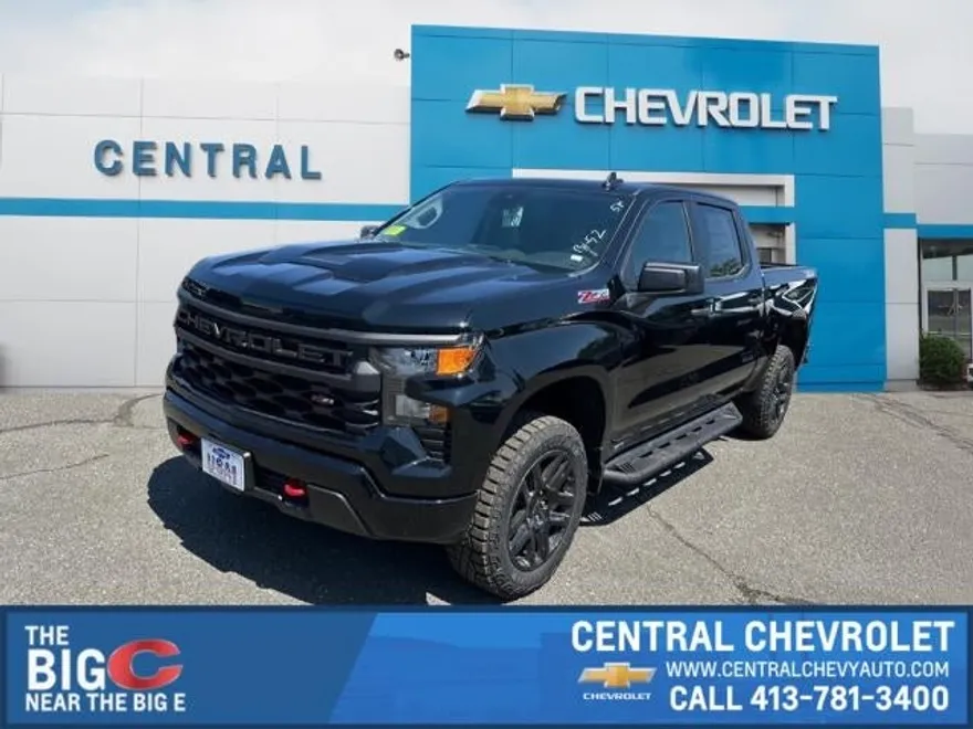 2025 Chevrolet Silverado 1500 Custom Trail Boss photo 1