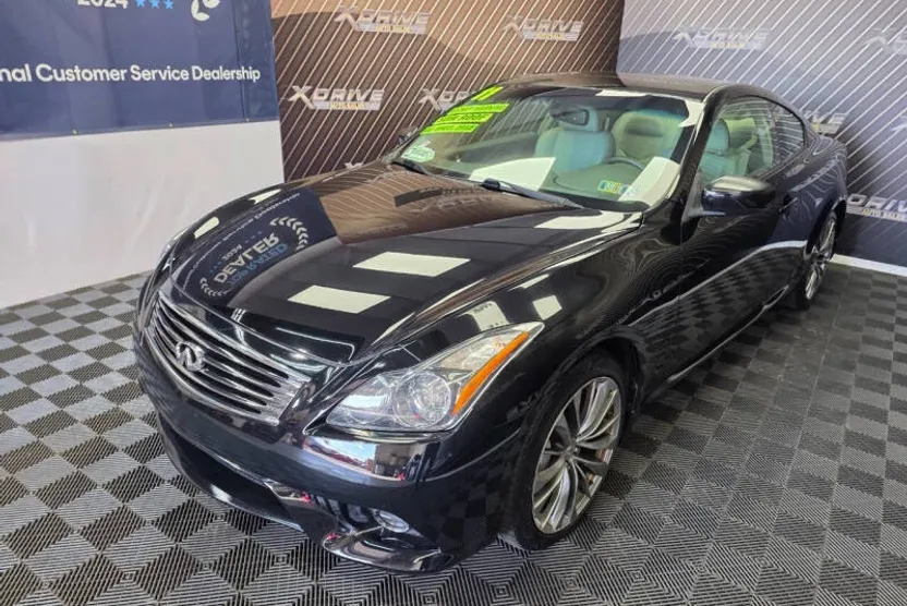 2011 Infiniti G37 Coupe x photo 1