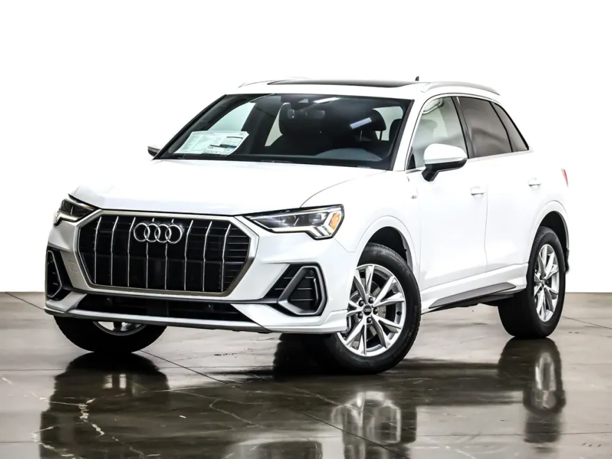 2025 Audi Q3 S line Premium 45 TFSI photo 1