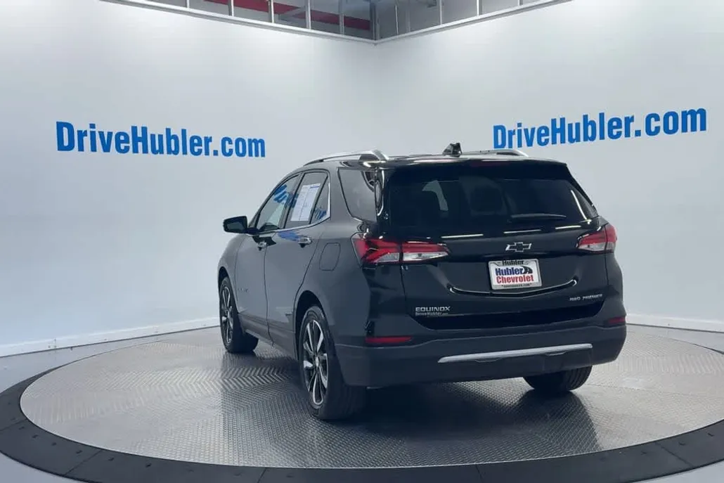 2023 Chevrolet Equinox Premier photo 1