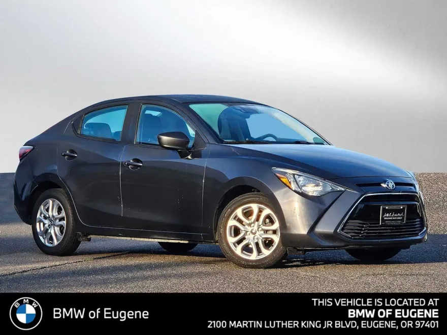 2018 Toyota Yaris iA photo 1