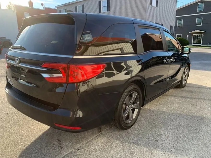 2022 Honda Odyssey EX photo 1