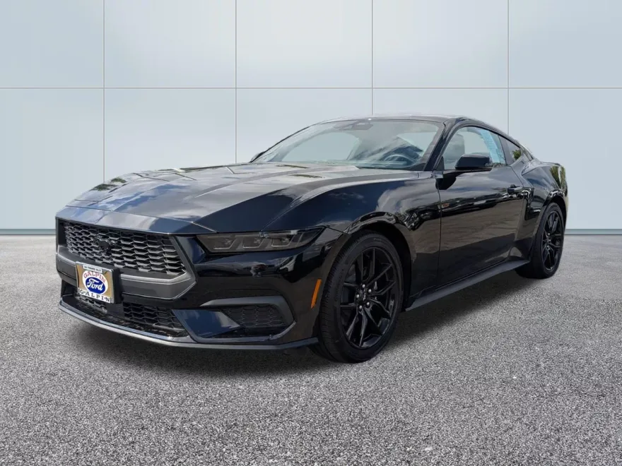 2025 Ford Mustang EcoBoost Premium photo 1