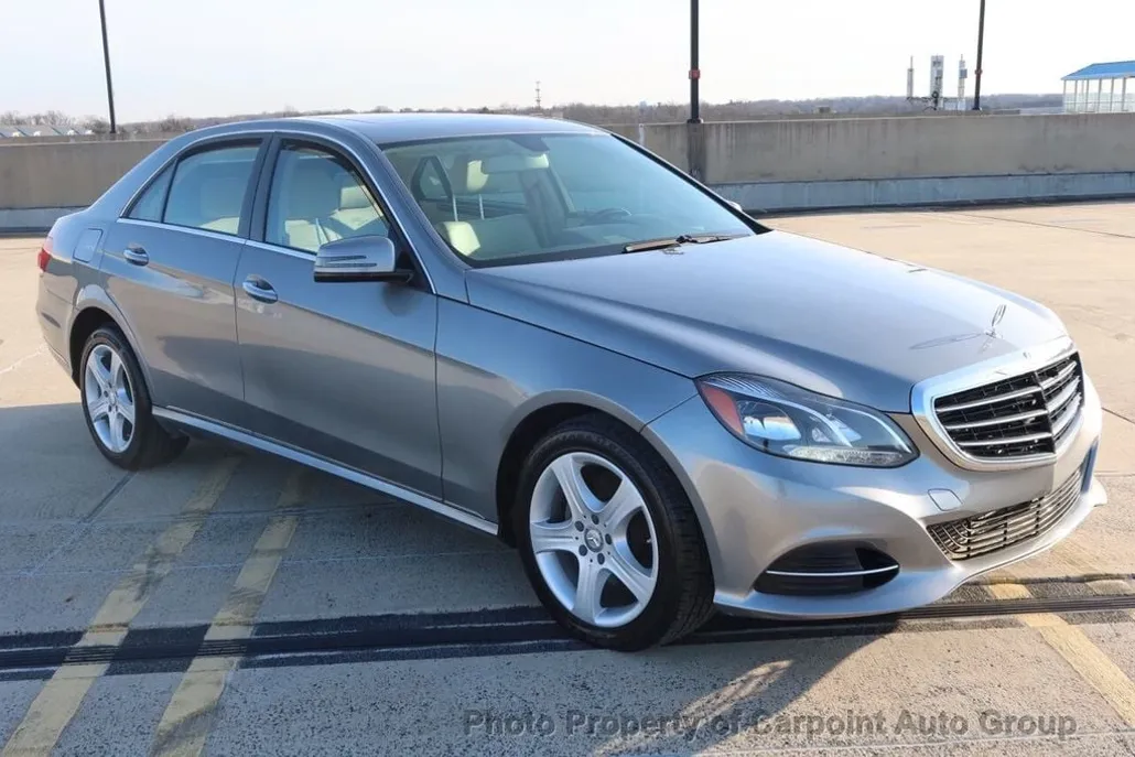 2014 Mercedes Benz E 250 BlueTEC 4MATIC photo 1