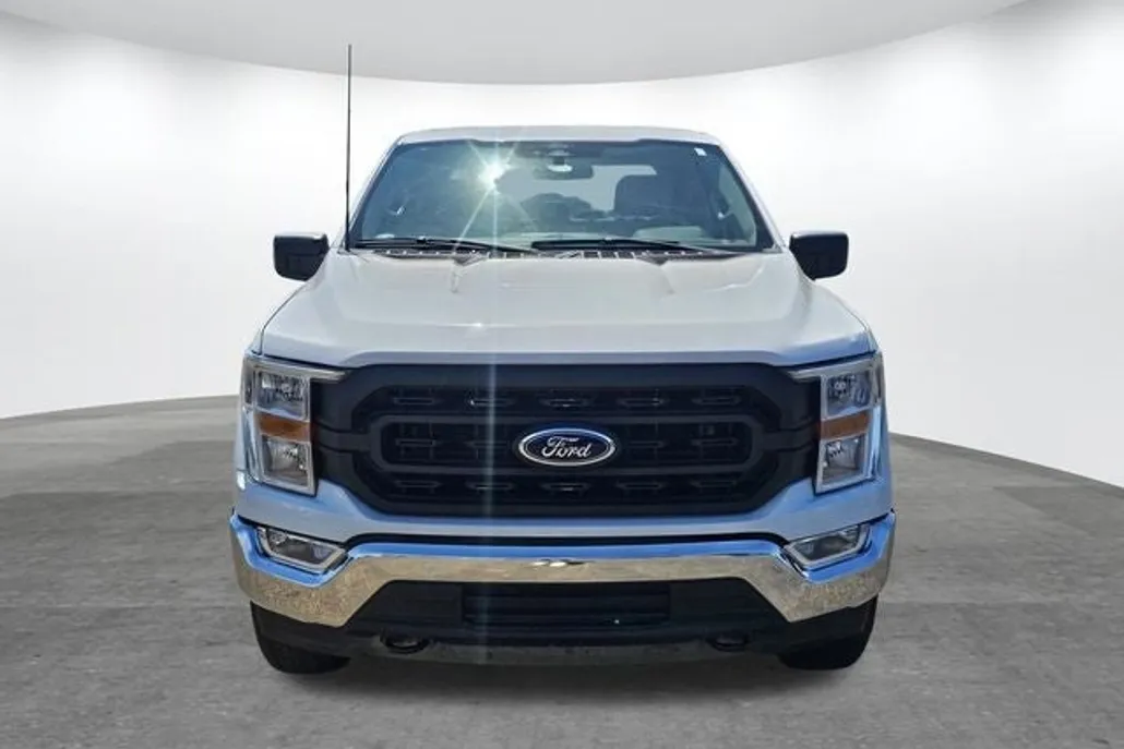 2022 Ford F-150 XL photo 1
