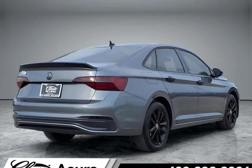 2022 Volkswagen Jetta 1.5T Sport photo 1