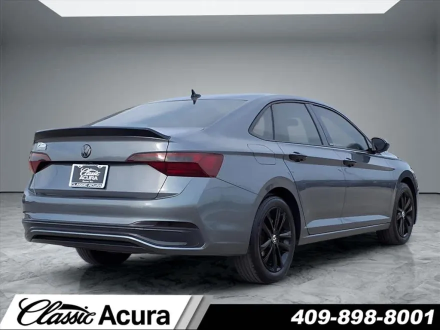 2022 Volkswagen Jetta 1.5T Sport photo 1