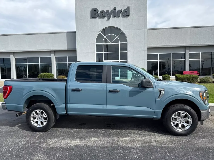 2023 Ford F-150 XLT photo 1