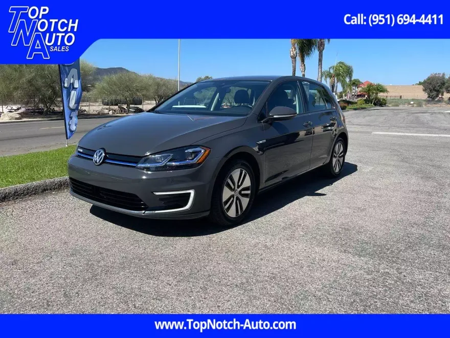 2019 Volkswagen e-Golf SEL Premium photo 1