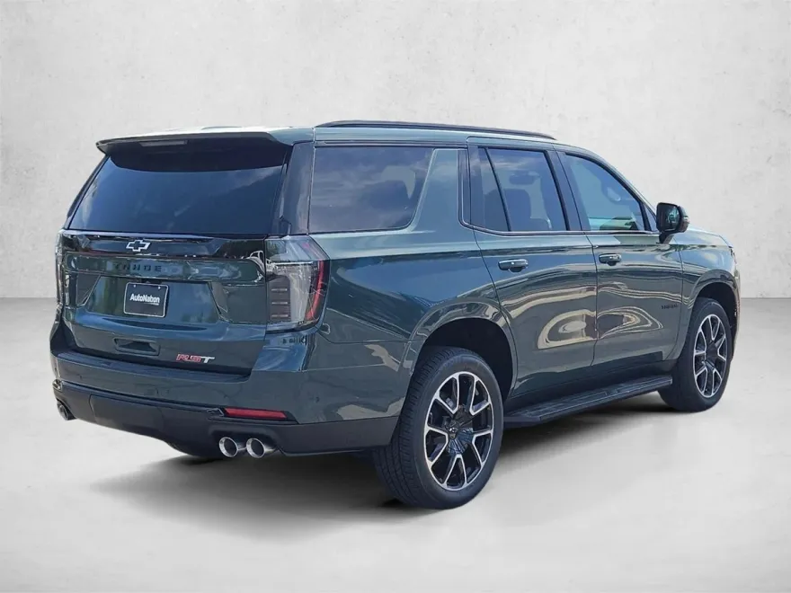 2025 Chevrolet Tahoe RST photo 1