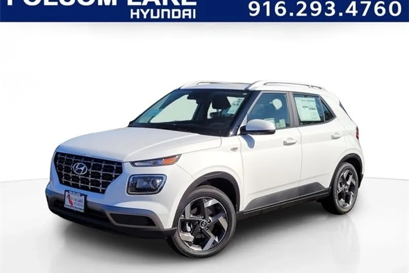 2025 Hyundai Venue SEL photo 1