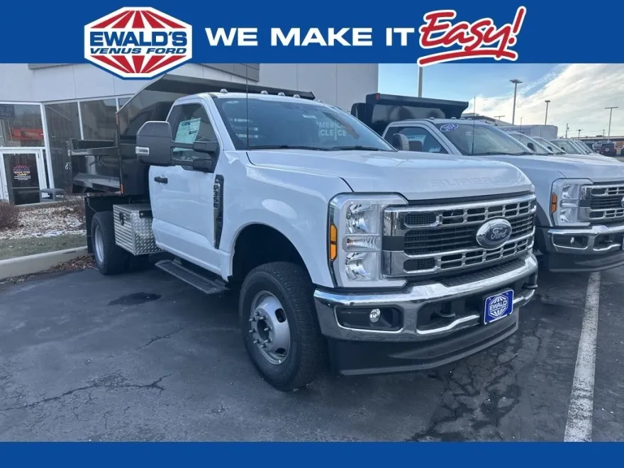 2024 Ford F-350 photo 1