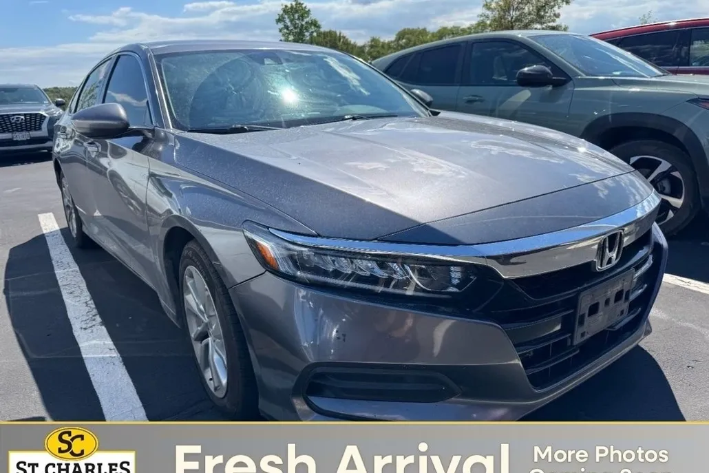 2019 Honda Accord LX photo 1