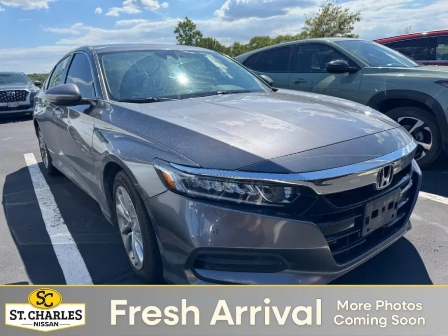 2019 Honda Accord LX photo 1