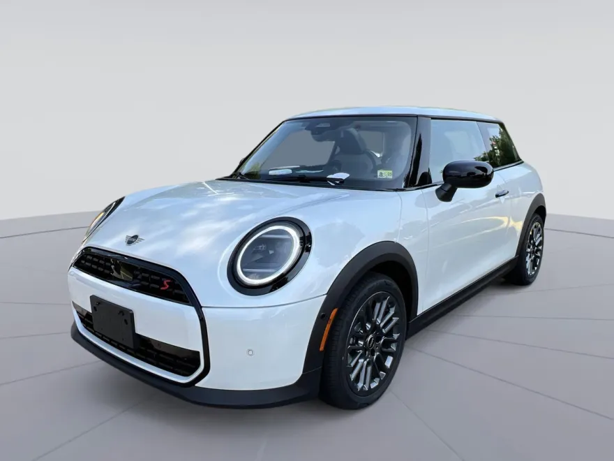 2025 Mini Cooper Hardtop S photo 1