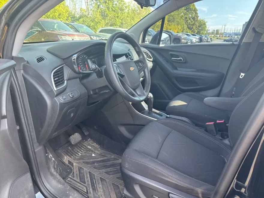 2019 Chevrolet Trax LT photo 1