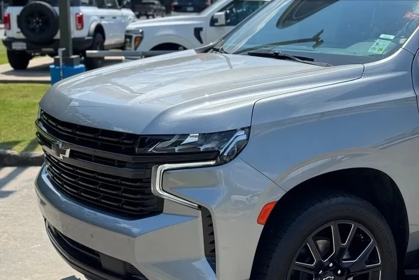 2023 Chevrolet Tahoe RST photo 1
