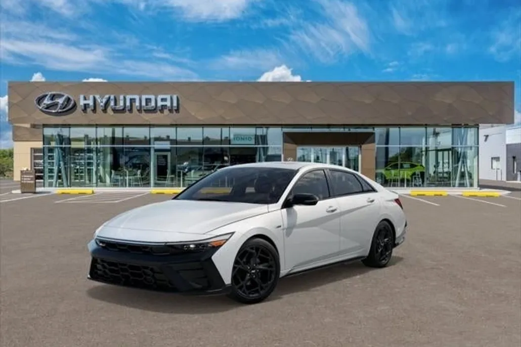 2025 Hyundai Elantra N Line photo 1