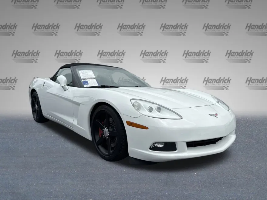 2005 Chevrolet Corvette photo 1