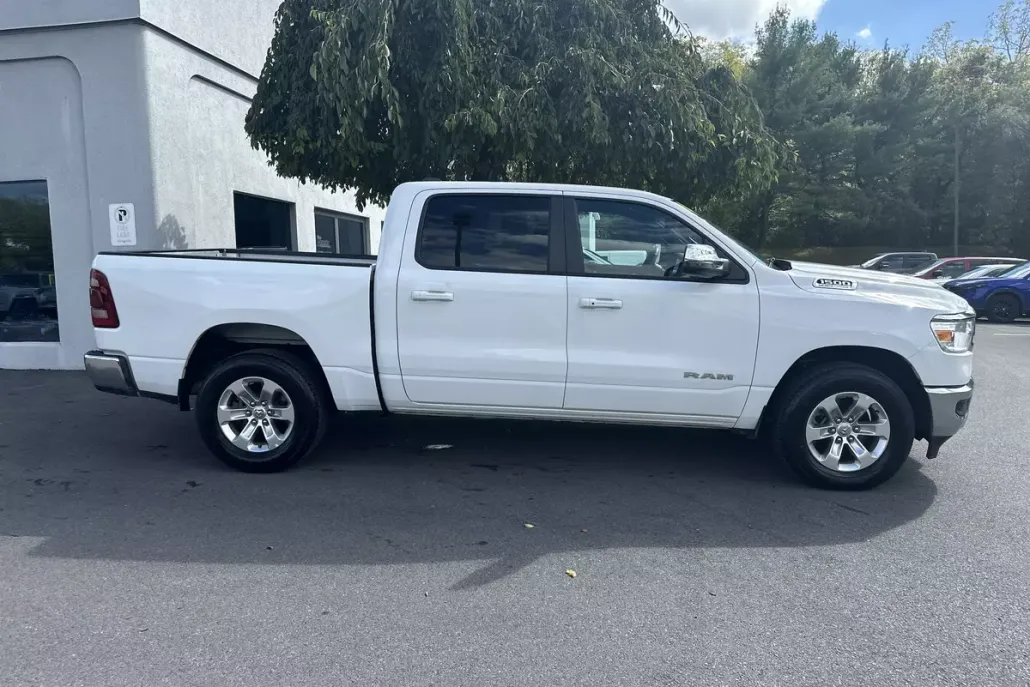 2024 Ram 1500 Laramie photo 1