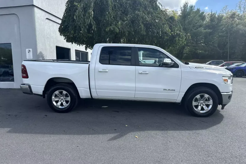 2024 Ram 1500 Laramie photo 1