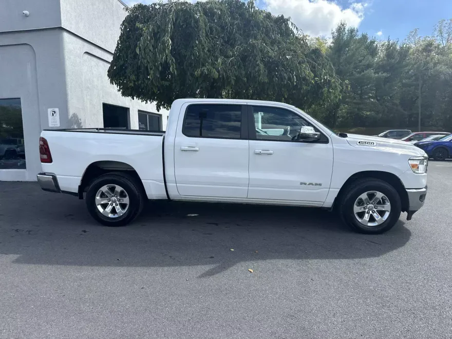 2024 Ram 1500 Laramie photo 1
