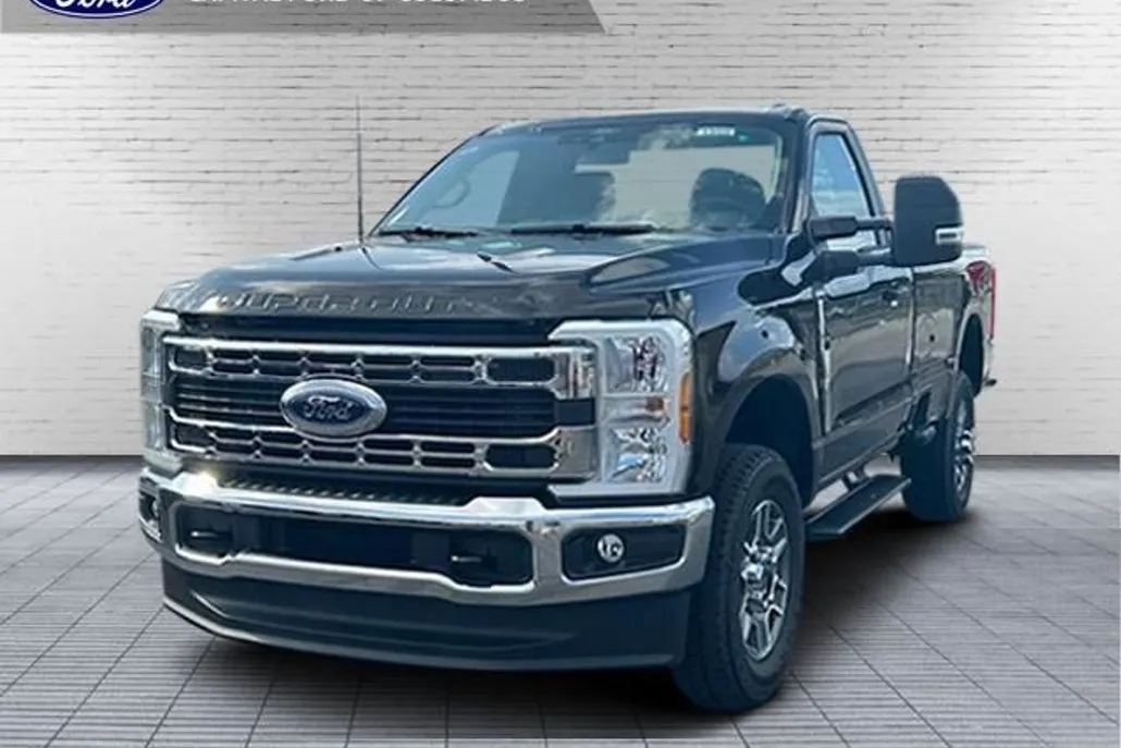 2025 Ford F-350 XLT photo 1