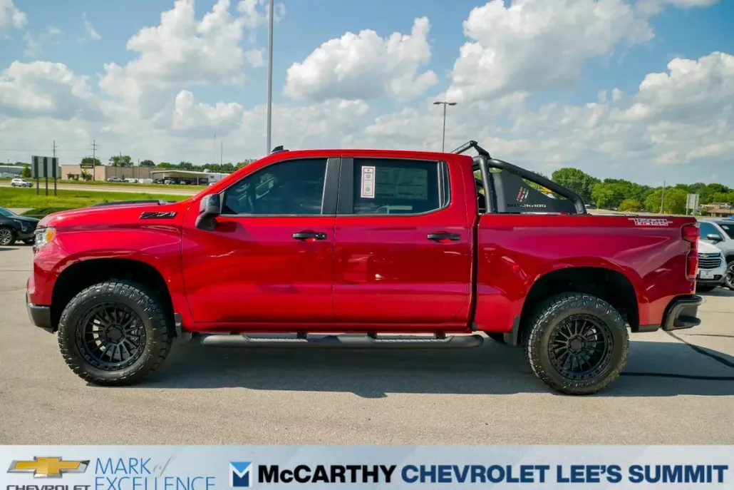 2025 Chevrolet Silverado 1500 LT Trail Boss photo 1