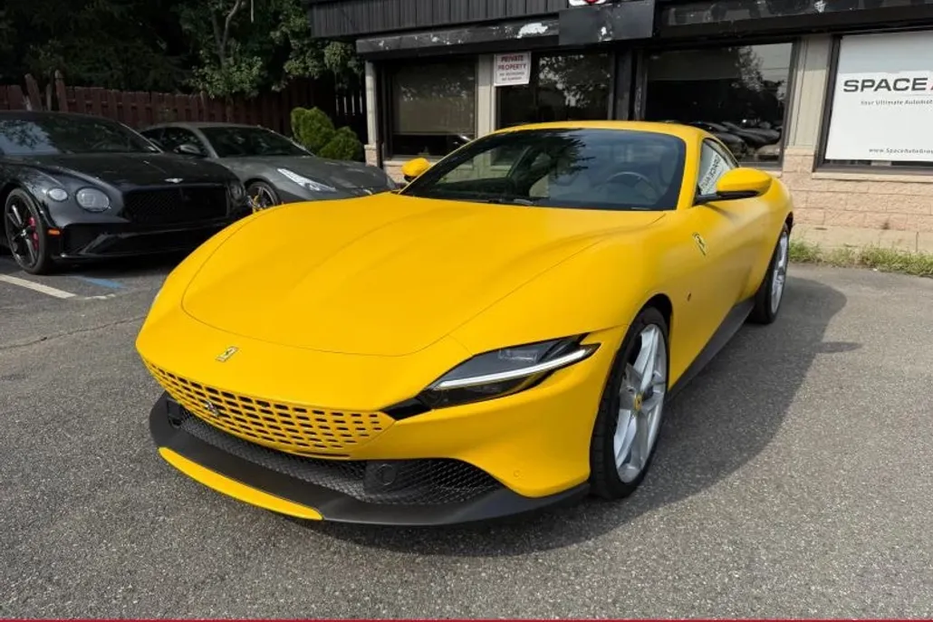 2022 Ferrari Roma photo 1