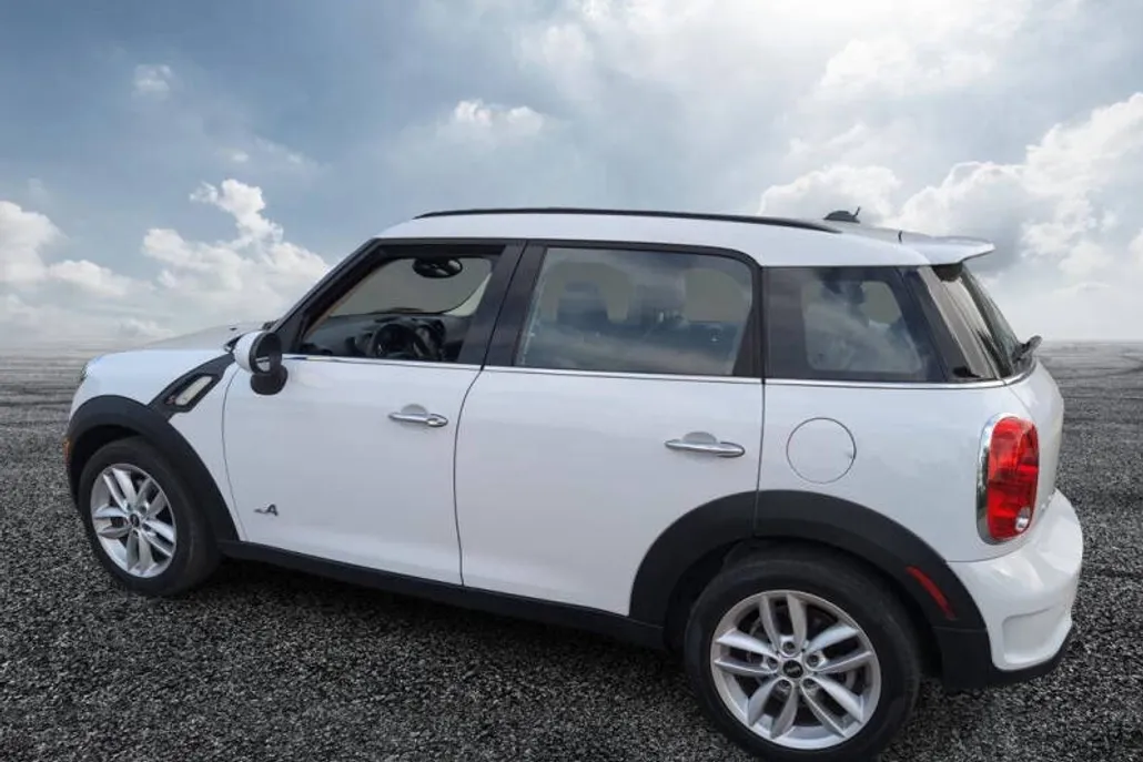 2014 Mini Countryman S ALL4 photo 1