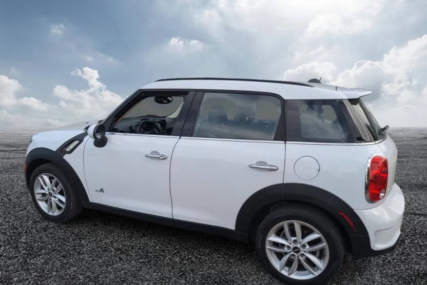 2014 Mini Countryman S ALL4 photo 1