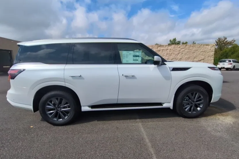 2026 Infiniti QX80 Pure photo 1
