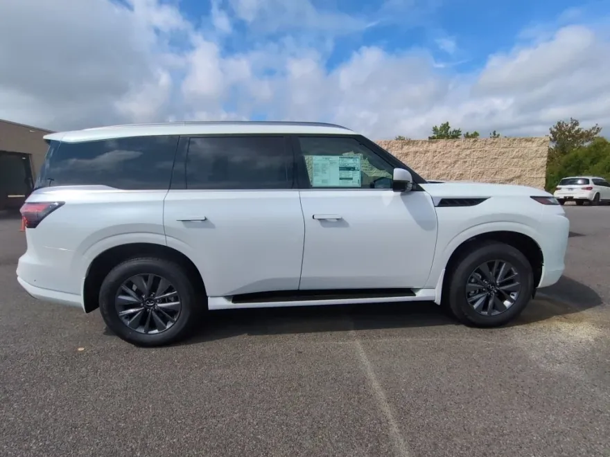 2026 Infiniti QX80 Pure photo 1