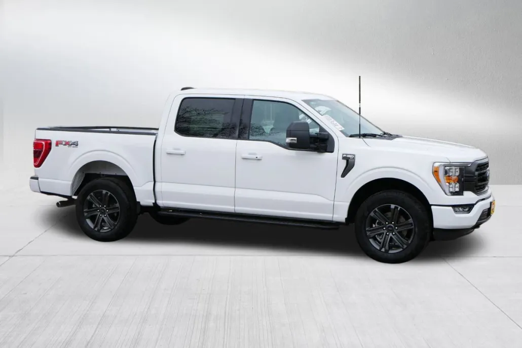 2023 Ford F-150 XLT photo 1