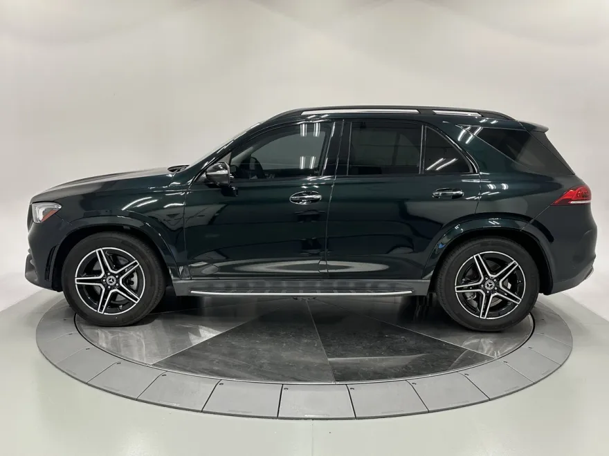 2022 Mercedes Benz GLE 450 4MATIC photo 1